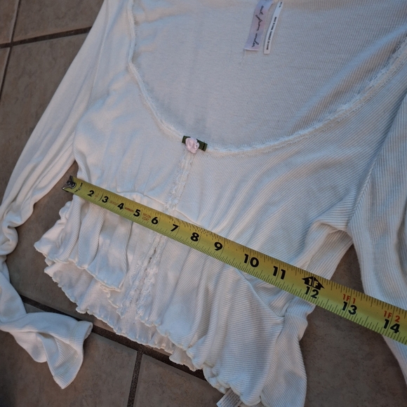 OUT FROM UNDER Sweet Dreams Flyaway Top Ivory Size Small Shirt Urban Outfitters - Picture 3 of 5